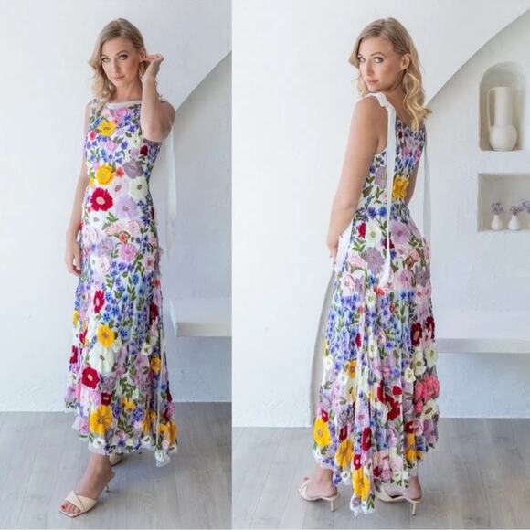 Rachel Gilbert Nya Floral Hand Embroidered Gown Textured 10 US - Picture 14 of 14